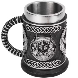 Epischer Krug Becher...